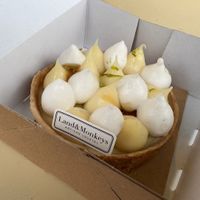 Citrus tartalette  at Land & Monkeys - Les Halles in Paris