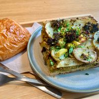  at Land & Monkeys - Les Halles in Paris