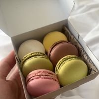 Yay: macarons  at Land & Monkeys - Les Halles in Paris