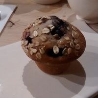 Vegan blueberry muffin at Le Pain Quotidien - Varenne in Paris