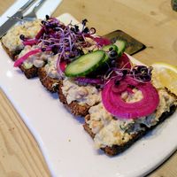 Tartine Chuna (vegan) at Le Pain Quotidien - Varenne in Paris