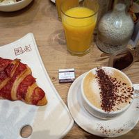  at Le Pain Quotidien - Victor Hugo in Paris