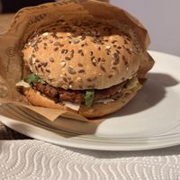 Vegan Burger  at Niko's Street Food Bar in Galtuer