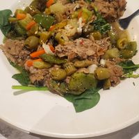 Vegan beef bowl. Comes with Vegan cheese (had them remove) & sweet peppers. Added a bed of fresh spinach & hot giardiniera 😋 at Buona in Schererville