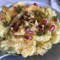 Skordalia (Kartoffel-Knoblauch-Pürree)  at Yamas  in Dortmund