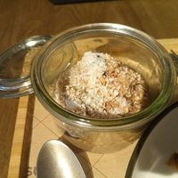 Overnight oats at The Usual Rotterdam in Rotterdam
