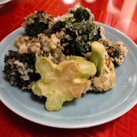 Brócoli frito at Vegan Izakaya Masaka (ヴィーガン 居酒屋 真さか)- Kyoto in Kyoto