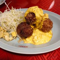 Karaage con salsa tártara at Vegan Izakaya Masaka (ヴィーガン 居酒屋 真さか)- Kyoto in Kyoto