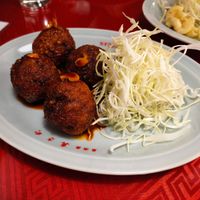 Bolas de «carne» (no carne) Shichuan at Vegan Izakaya Masaka (ヴィーガン 居酒屋 真さか)- Kyoto in Kyoto