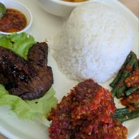 Nasi ayam at Wonderful Taste Cafe - 妙香坊 in 