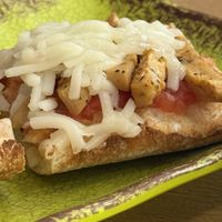 Tostado with vegan cheese and vegan chicken   at Los Bocatas de Antonio in Murcia