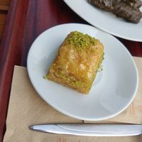 Baklava at Vegan Dünyası Ciğköfte in Berlin