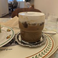 Vanilla bean cream latte (cold) at Pini Cake House in Seoul