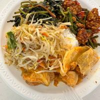   at Tian Yue Ci Hang Vegetarian Food  - 天月慈航素食 in Central Singapore