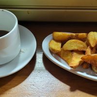 Patatas de gajo deliciosas at La Casa del Cura in Salamanca