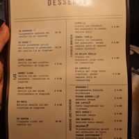 The items labeled with a green V are vegan at Djawa in Eindhoven