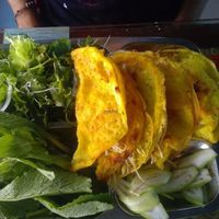 Banh Xeo (Vietnamese savoury pancakes) at Tam Quang Minh in Hoi An