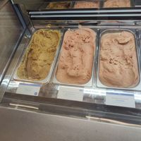 Flavours at eee ice cream and bakes - 純素冰淇淋 in Taipei
