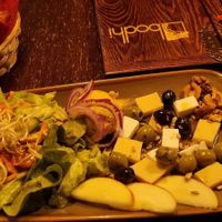 Käseplatte at Bodhi in Munich