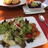 Salad with avocado in sesame and mushrooms at Bodhi in Munich