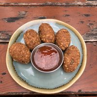 Chilli cheese nuggets, könnten etwas flüssiger sein innen   at Bodhi in Munich