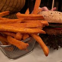 Süsskartoffel Pommes at Bodhi in Munich