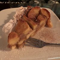 Solid apple pie at Bodhi in Munich