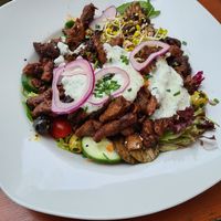 Salat mit Gyrosstreifen at Bodhi in Munich