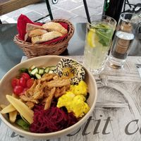 Veganes Teller at Le Petit Cafe in Ljubljana