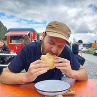 Santi eating vegan at Stoked Local Sangucheria  in Wanaka