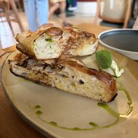 Focaccia muito bem feita  at Cumbuca in Florianopolis