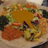 Vegan zhinghinì for 2 people at Ristorante Warsà in Milan