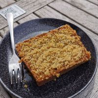 Lemon and poppy seed cake at Anne&Max - Domstraat in Utrecht