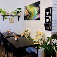 Seating area at The Pearfect Pantry in Osbourne Park