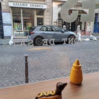  at The Fat Broccoli in Paris