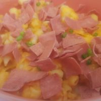 Bac'n Topped Mac 'n' Cheeze at Peas and Libertea in Whitley Bay