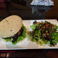 Portobello Burger at El Chante Gourmet in Alajuela