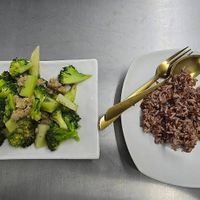 Broccoli with Vegan Minced meat #Veganuary at Vegan 108 - มังสวิรัติร้อยแปด in Bangkok