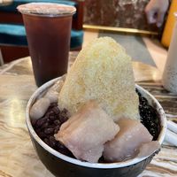 Black tea boba and shaved ice with pearls and taro  #Veganuary at Meet Fresh   in Haymarket
