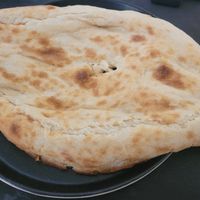 Veganised bread. Note that breads listed on the menu all contain sour cream, but staff were happy to make a custom vegan Lavash bread 💜🙏 at Doli - Kutaisi in Kutaisi
