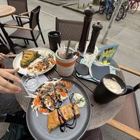 Spinach quiche and savoury strudel with salad 👌🏼  at Von Zehn bis Vier at Academy Bar in Salzburg
