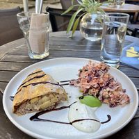   at Von Zehn bis Vier at Academy Bar in Salzburg