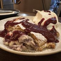 Strudel   at Von Zehn bis Vier at Academy Bar in Salzburg