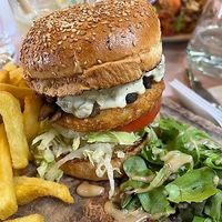  at Le Flowers  in Nice