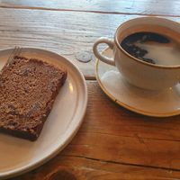 Banana and chocolate and americano coffee at Ride Coffee and Moto in Salisbury