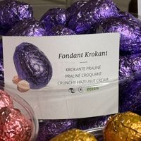 Praliné croquant   at Valentino Chocolatier in La Louviere