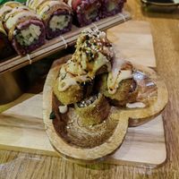 Tempura mango and avo at ADIDA in Cologne