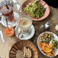 Das Knackebrot war warm ...  at Vengo Die Gemusekuche in Bremen