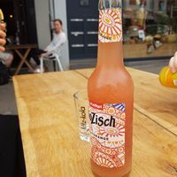 Outside seating and tasty bio lemonade at Vengo Die Gemusekuche in Bremen