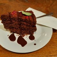 Chocolate raspberry cake at Vengo Die Gemusekuche in Bremen
